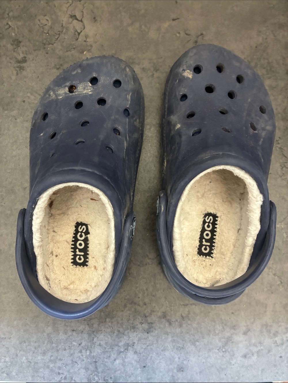 CROCS Kids Navy Blue Fuzz-Lined Clogs